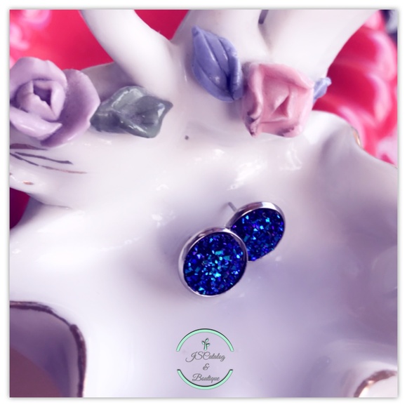 Royal Blue Druzy on Silver Post Studs - Picture 3 of 4